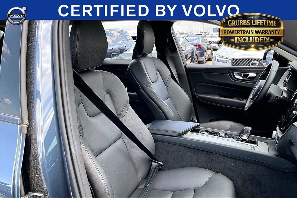 2025 Volvo XC60 B5 Plus