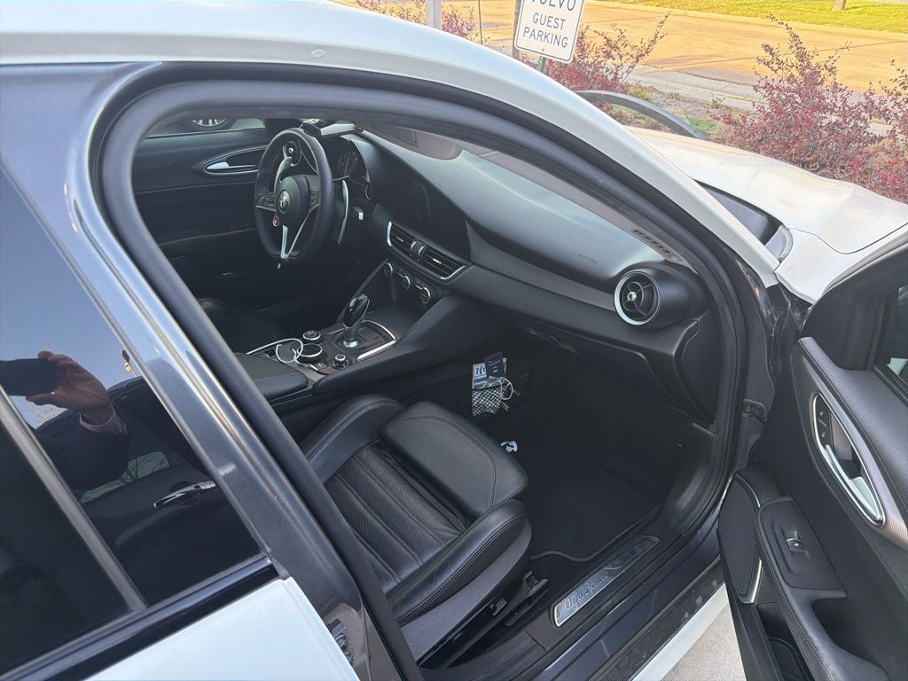2019 Alfa Romeo Giulia Ti Sport