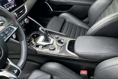 2023 Alfa Romeo Giulia Quadrifoglio
