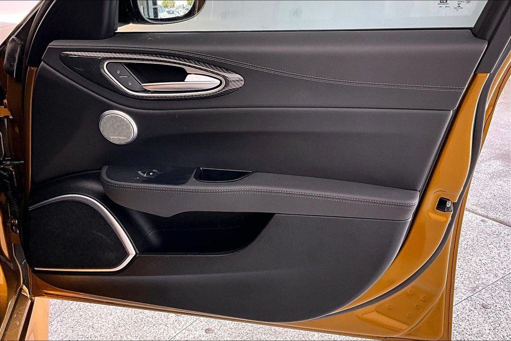 2023 Alfa Romeo Giulia Quadrifoglio
