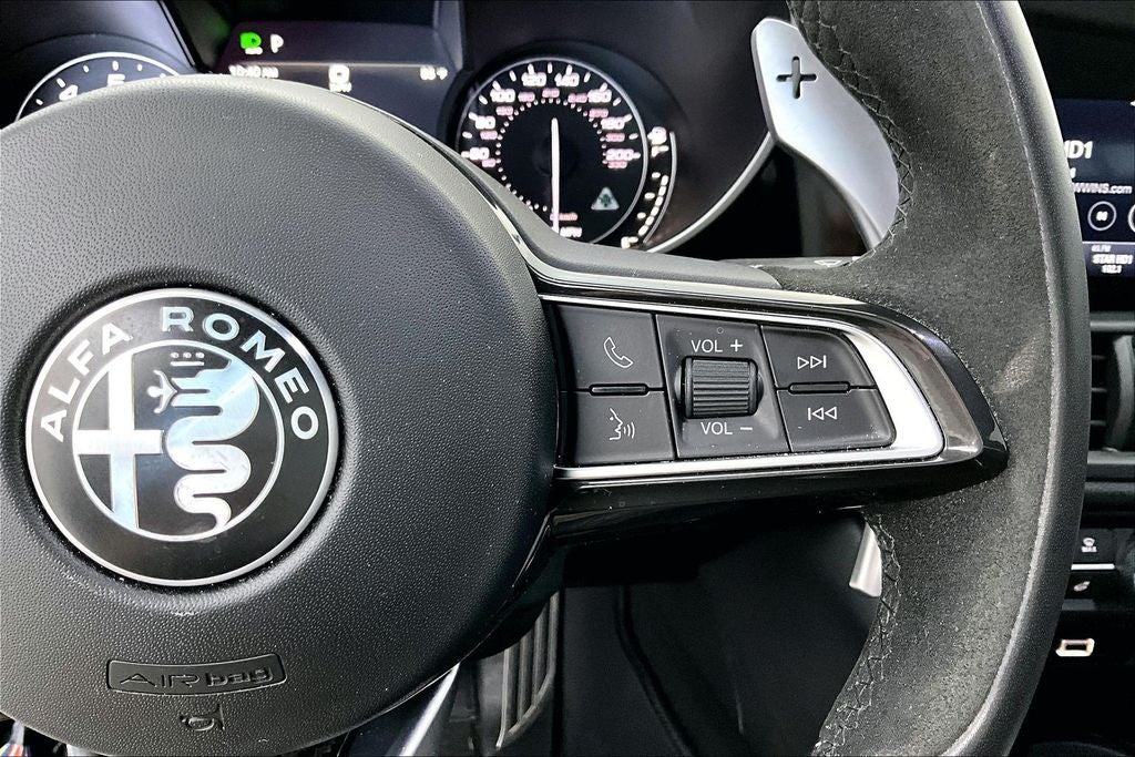 2023 Alfa Romeo Giulia Quadrifoglio
