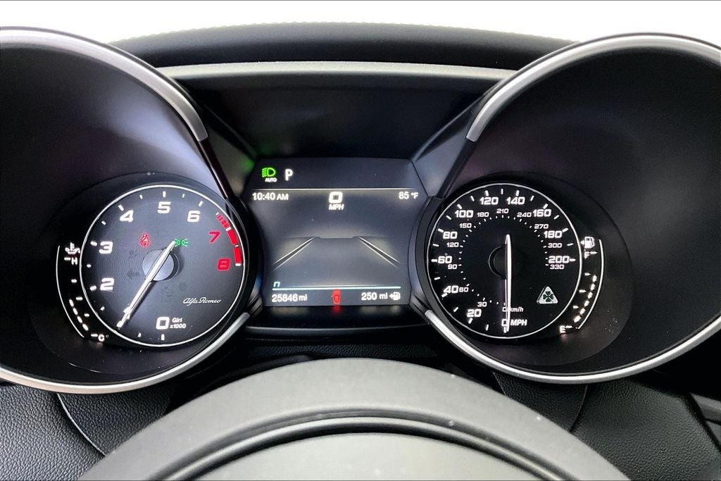 2023 Alfa Romeo Giulia Quadrifoglio