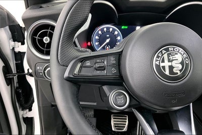 2025 Alfa Romeo Stelvio Veloce