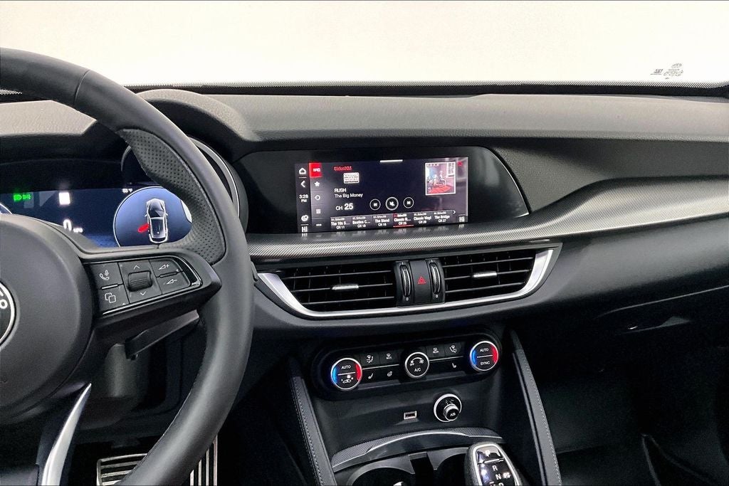 2025 Alfa Romeo Stelvio Veloce