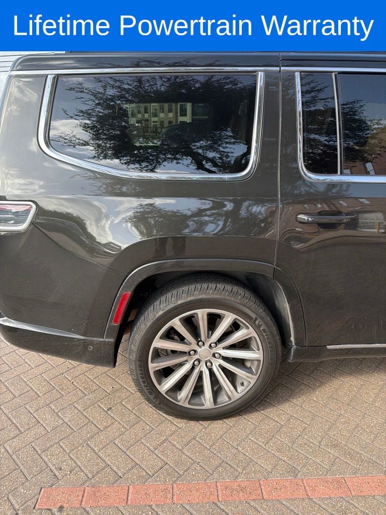2023 Jeep Grand Wagoneer Base