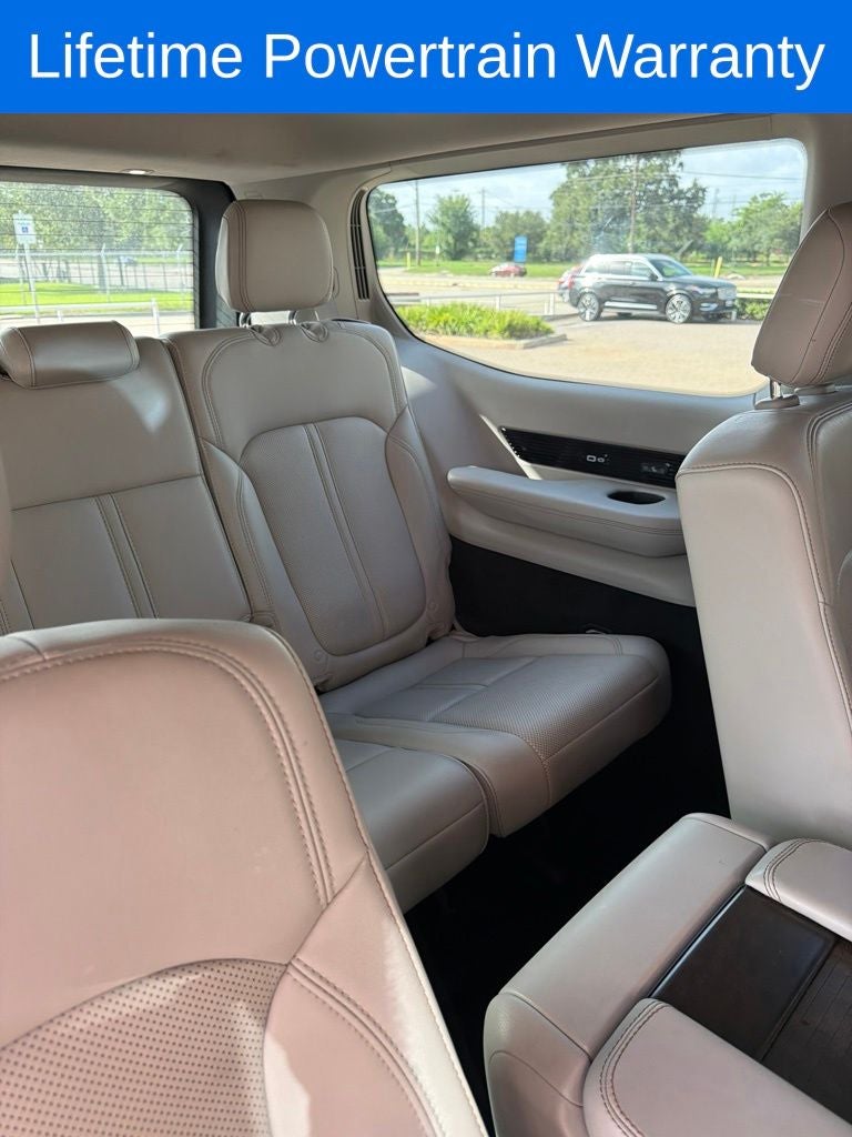 2023 Jeep Grand Wagoneer Base