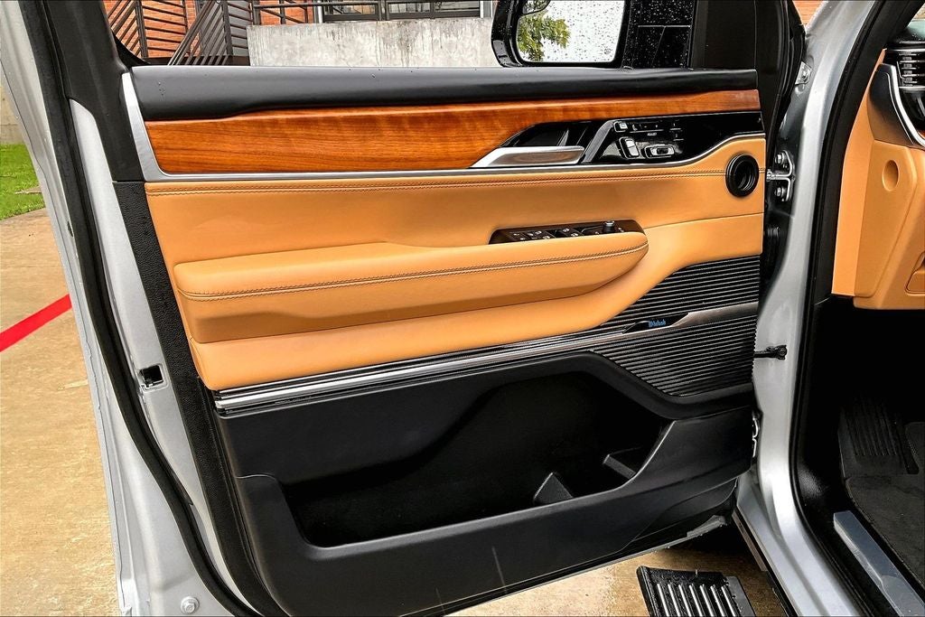 2023 Jeep Grand Wagoneer Series III