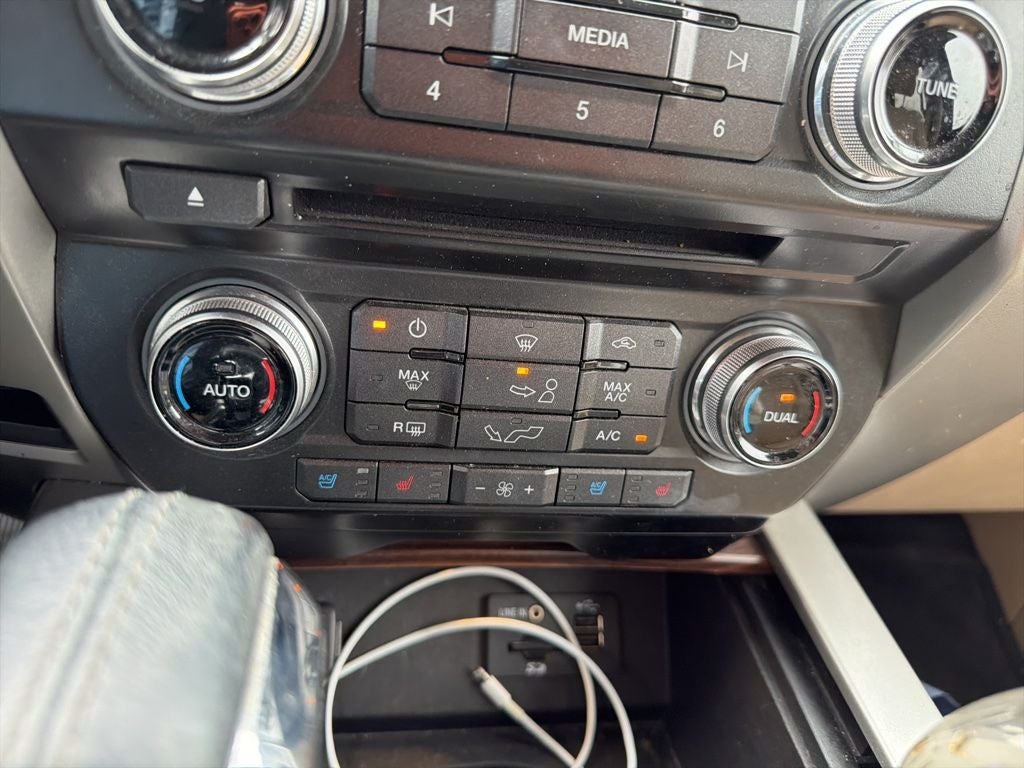 2015 Ford F-150 Lariat