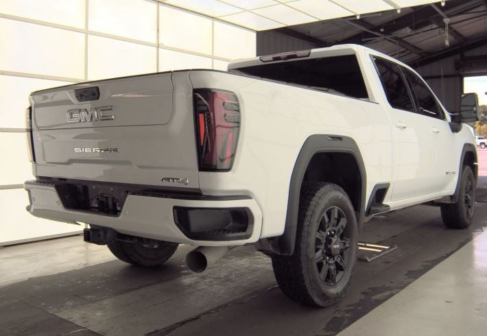 2025 GMC Sierra 2500HD AT4