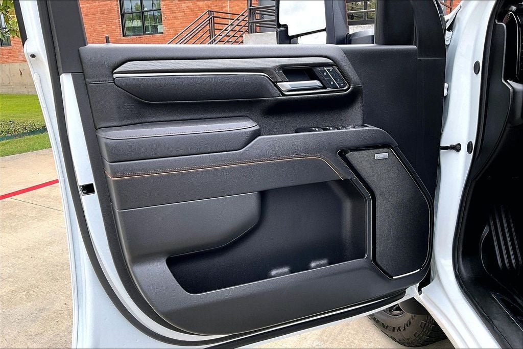 2025 GMC Sierra 2500HD AT4