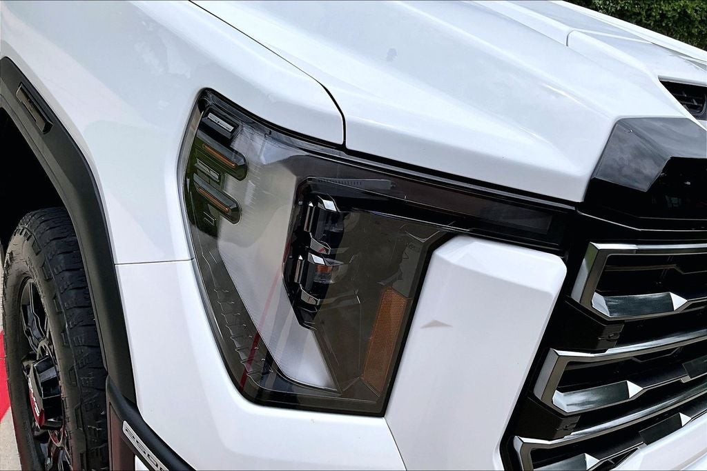 2025 GMC Sierra 2500HD AT4