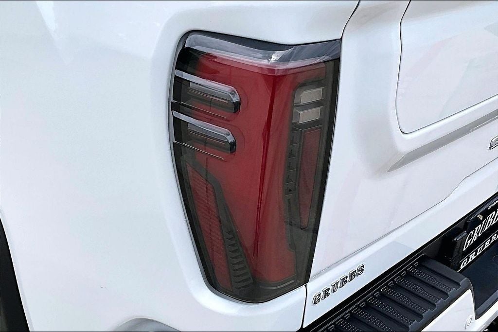 2025 GMC Sierra 2500HD AT4