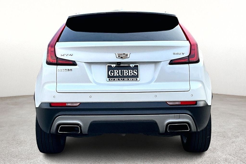 2022 Cadillac XT4 Premium Luxury