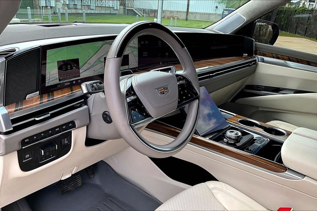 2025 Cadillac Escalade Sport Platinum