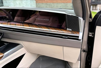 2025 Cadillac Escalade Sport Platinum