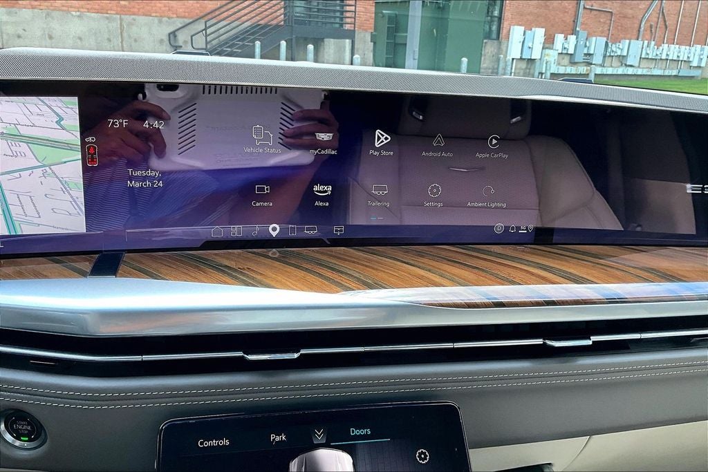 2025 Cadillac Escalade Sport Platinum