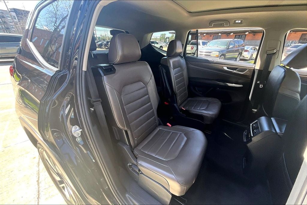 2025 Volkswagen Atlas 2.0T SEL