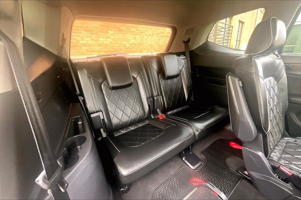 2024 Volkswagen Atlas 2.0T SEL Premium R-Line