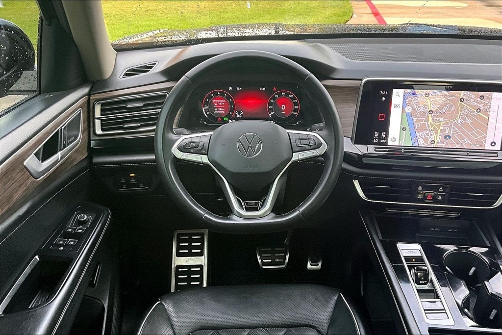 2024 Volkswagen Atlas 2.0T SEL Premium R-Line