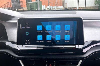 2025 Volkswagen Atlas Cross Sport 2.0T SE w/Technology