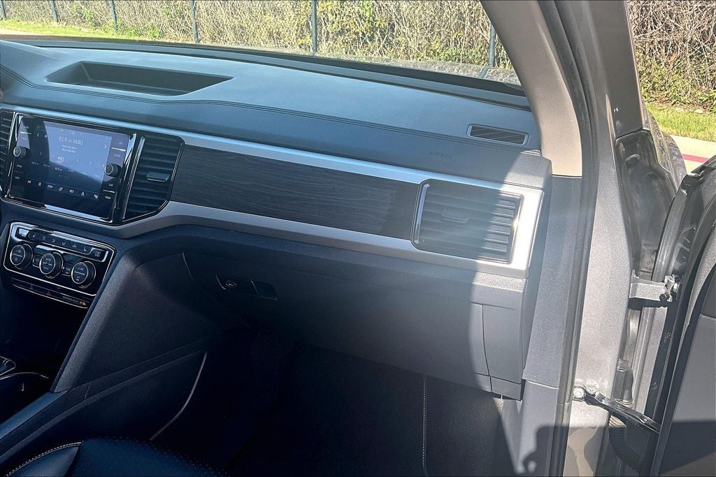 2023 Volkswagen Atlas 2.0T SE w/Technology