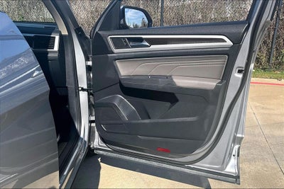 2023 Volkswagen Atlas 2.0T SE w/Technology