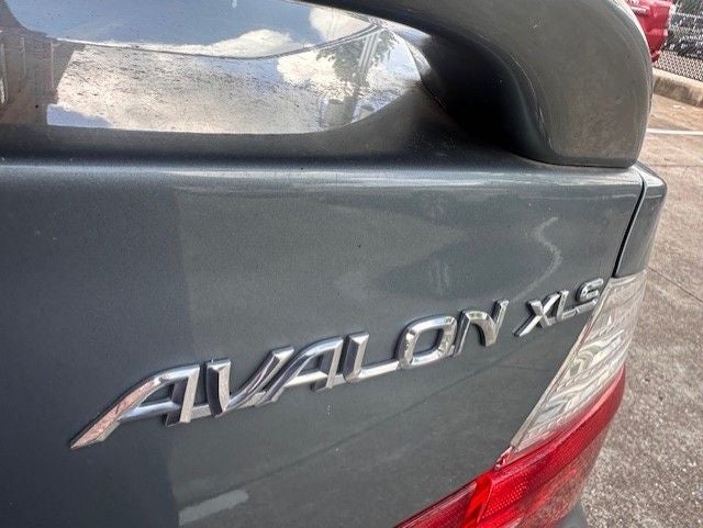 2004 Toyota Avalon XLS