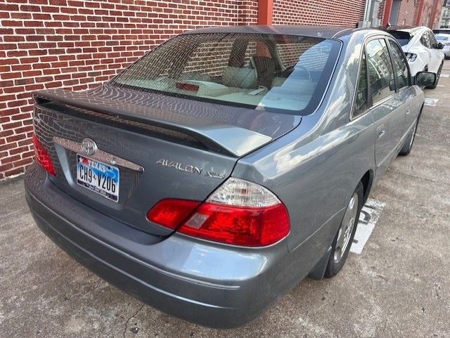 2004 Toyota Avalon XLS