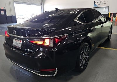 2025 Lexus ES 300h