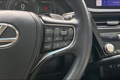 2025 Lexus ES 300h