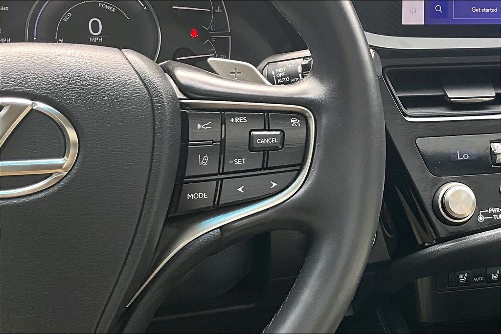 2025 Lexus ES 300h