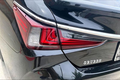 2025 Lexus ES 300h
