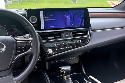 2025 Lexus ES 300h