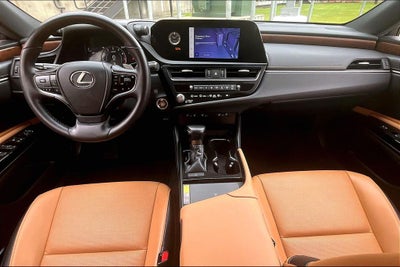 2025 Lexus ES 350