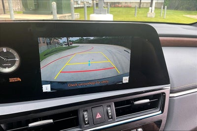 2025 Lexus ES 350