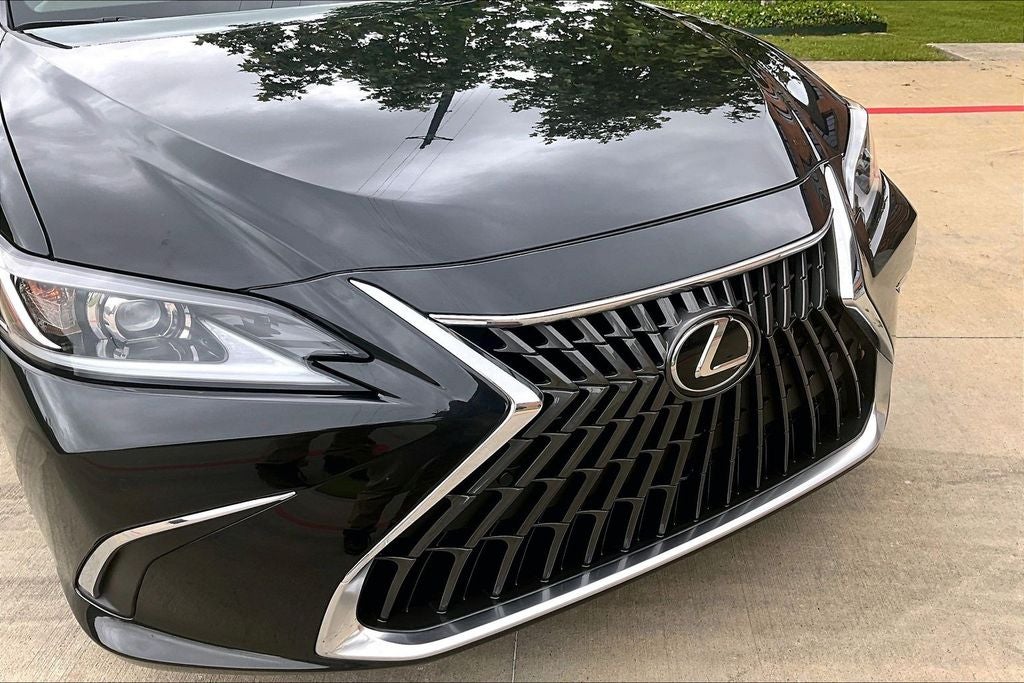 2025 Lexus ES 350