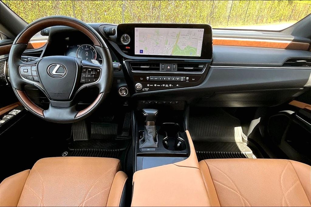 2024 Lexus ES 350 Ultra Luxury