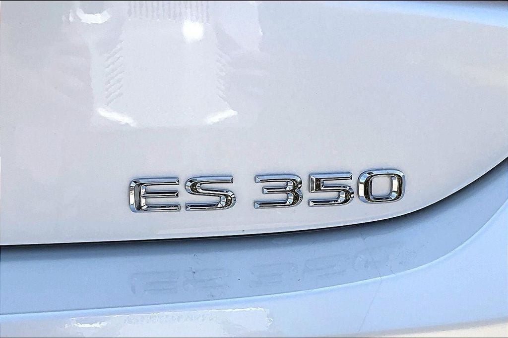 2024 Lexus ES 350 Ultra Luxury