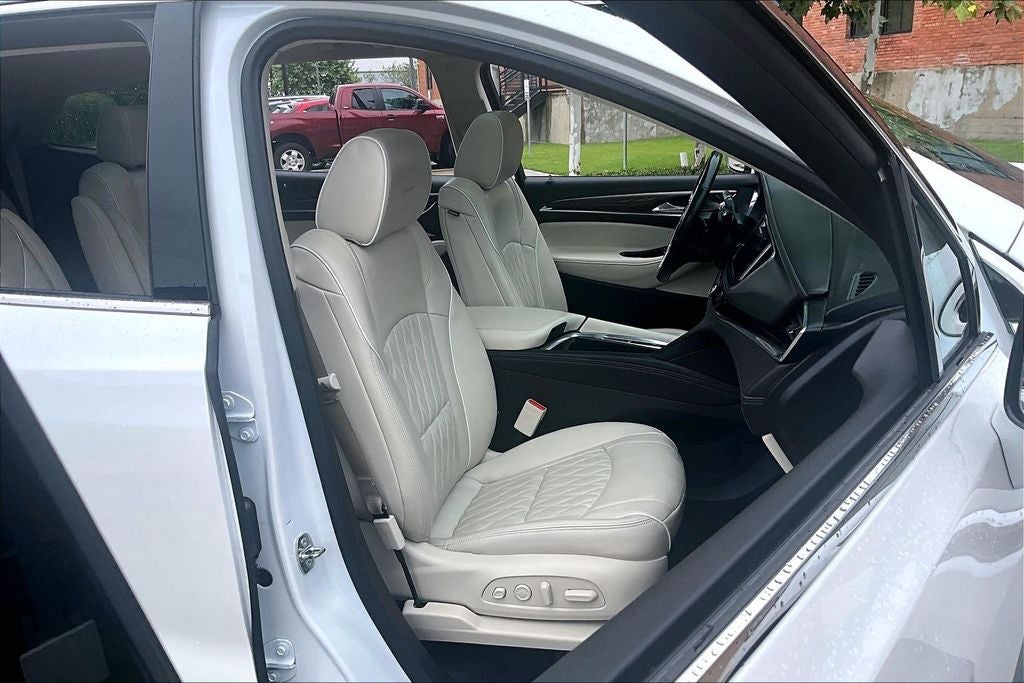 2023 Buick Enclave Avenir