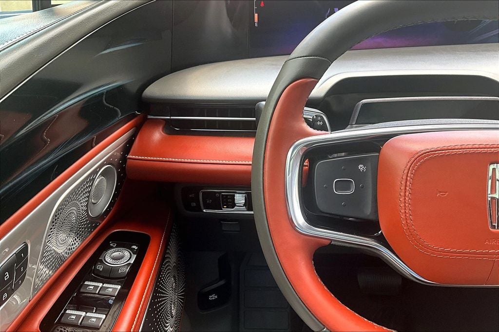 2025 Lincoln Nautilus Black Label