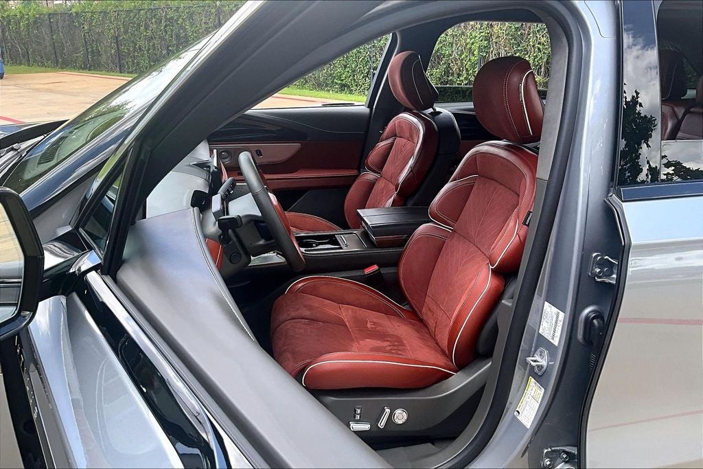 2025 Lincoln Nautilus Black Label