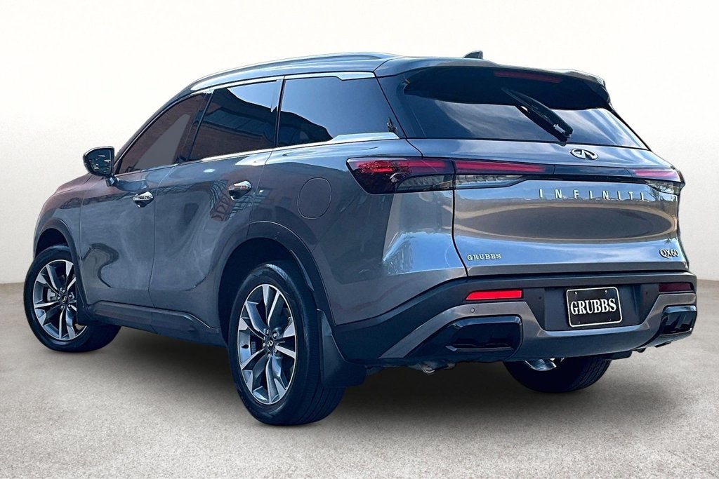 2025 INFINITI QX60 LUXE