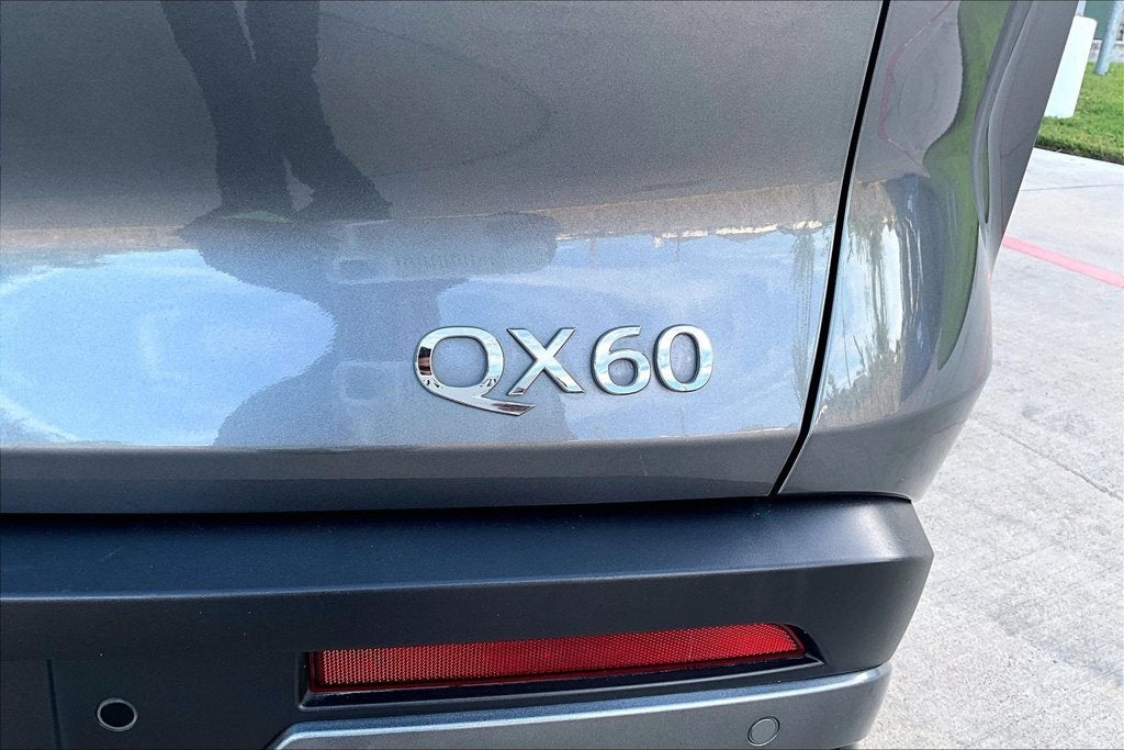 2025 INFINITI QX60 LUXE