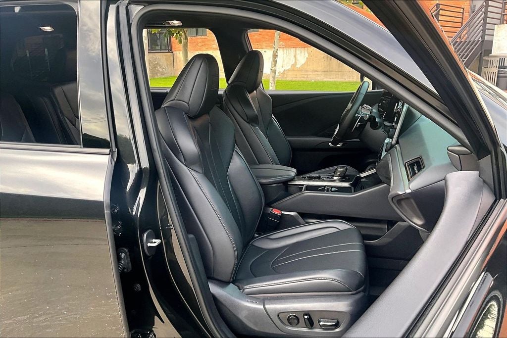 2025 Lexus TX 500h F SPORT Premium