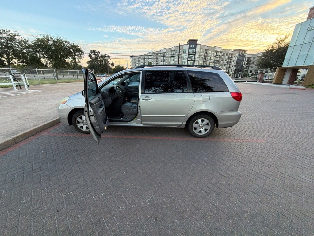 2006 Toyota Sienna CE