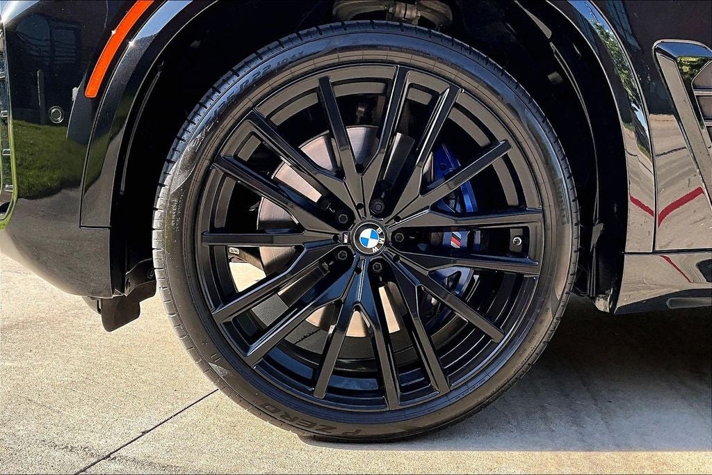 2024 BMW X5 M60i
