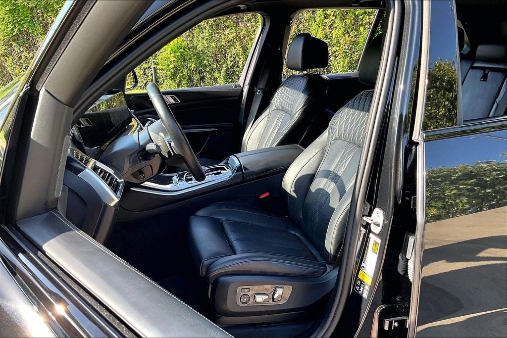 2024 BMW X5 M60i