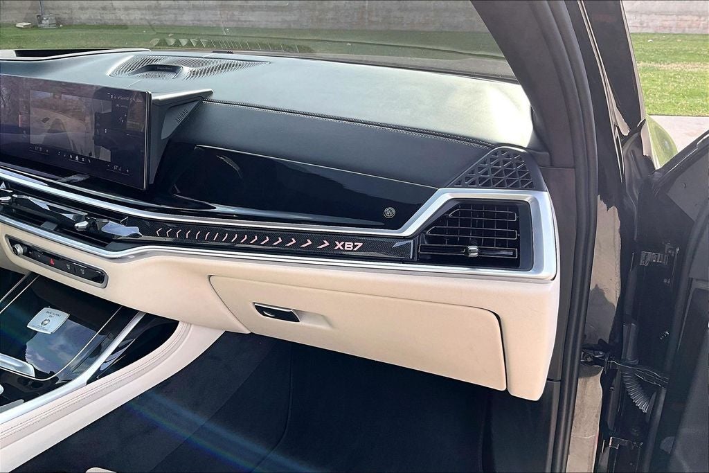 2024 BMW X7 ALPINA XB7