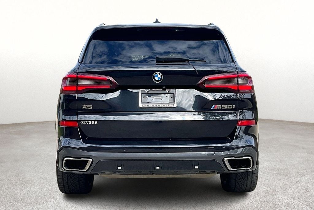 2021 BMW X5 M50i