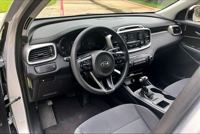 2018 Kia Sorento L